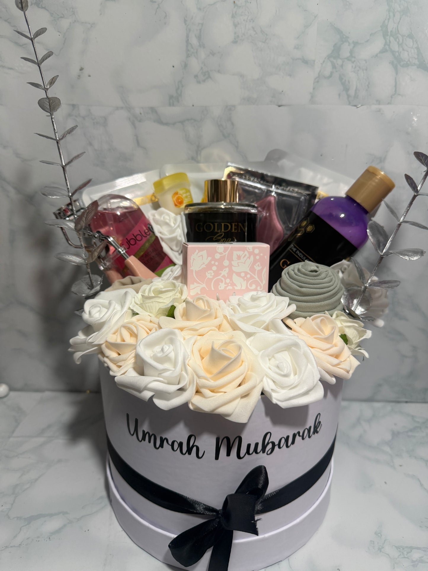 Umrah Mubarak gift bouquet