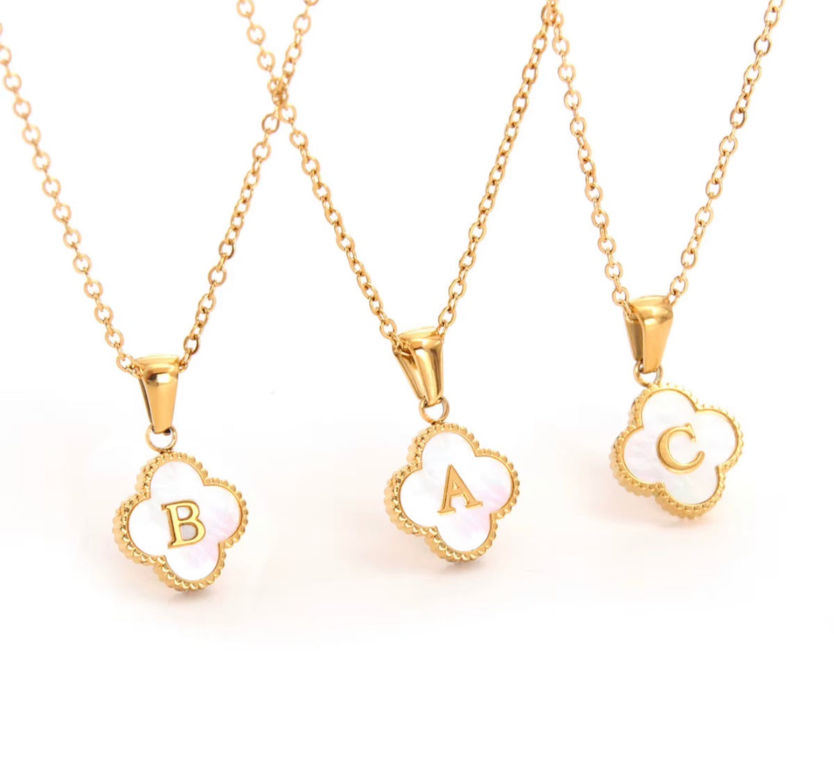 Initial necklace 18k gold plated stainless steel